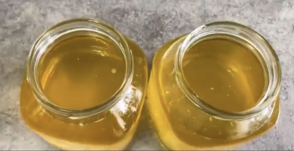 Гхи майы. Таза қолдан жасалған.