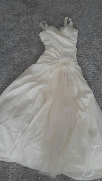 Vand Rochie de mireasa “Andree Salon”,