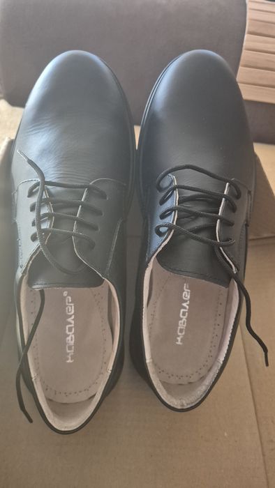 Мъжки обувки Kavalier – естествена кожа, нови с кутия