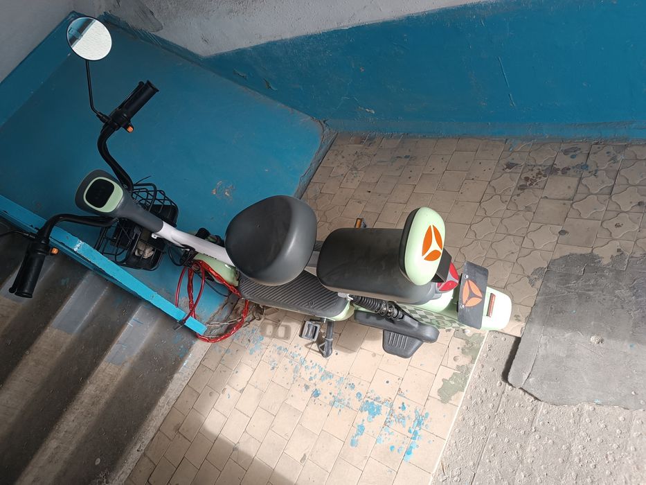 Скутер электрический