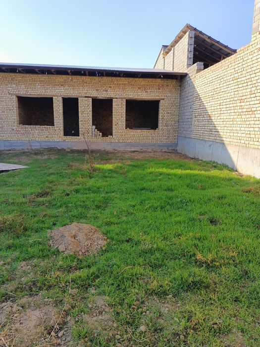 Qurilishi bitmaga uy 4sotih