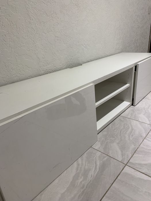 Тумбочка под телевизор