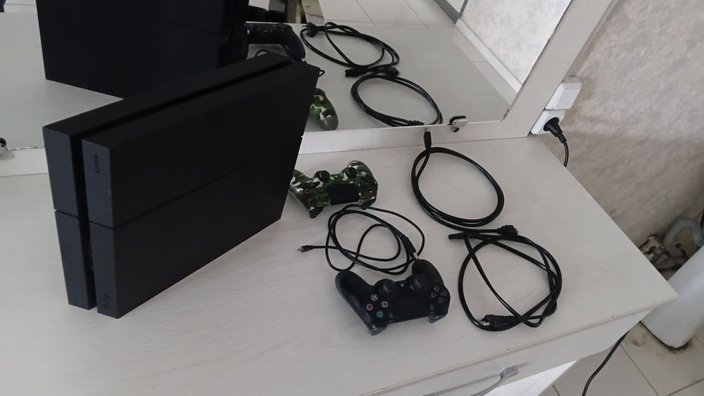 Playstation 4 fat
