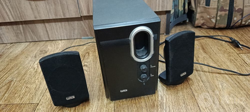 Колонки для компьютера Earson