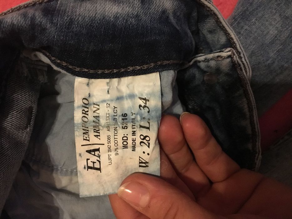 Blugi Emporio Armani originali