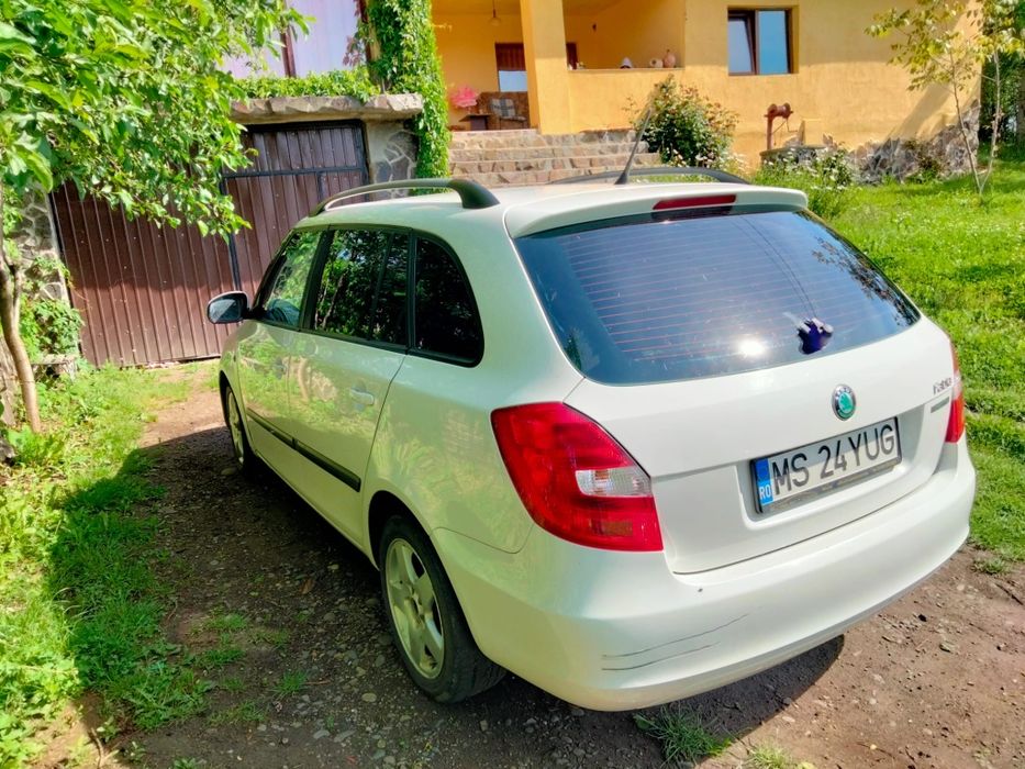 SKODA Fabia 2012 — imagine 4