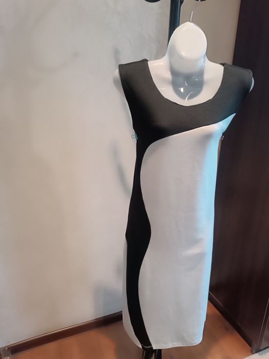 Стильные платья .Размер 46,48,50.