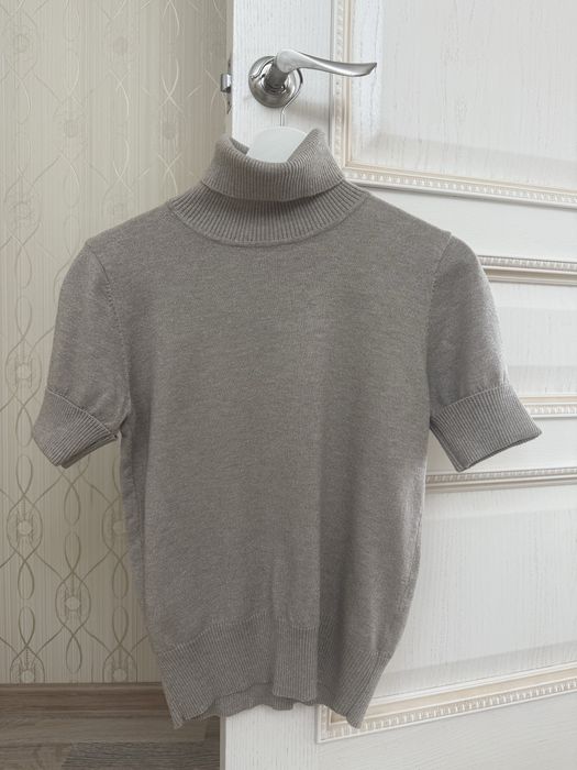 Кофты по 3000 тенге