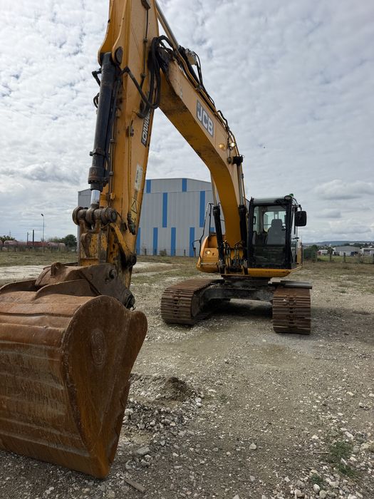 Excavator JCB220