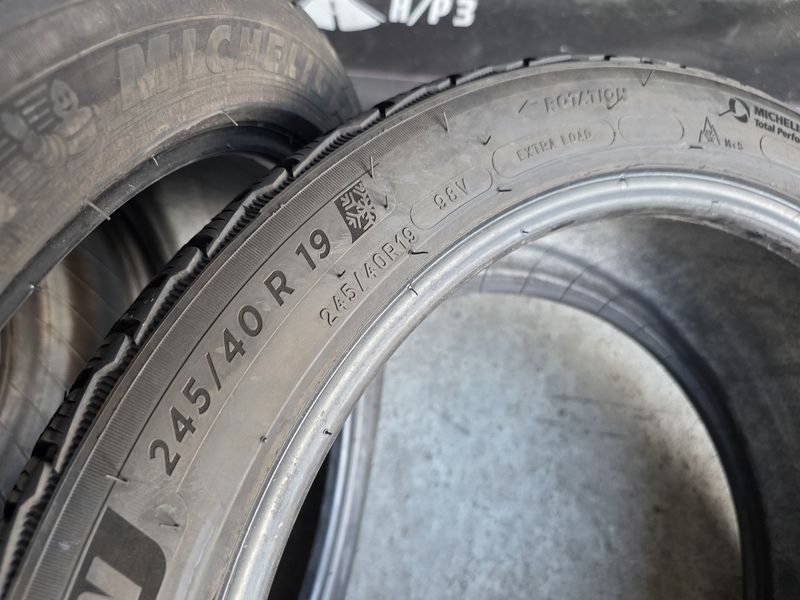 245/40/19 MICHELIN 4бр