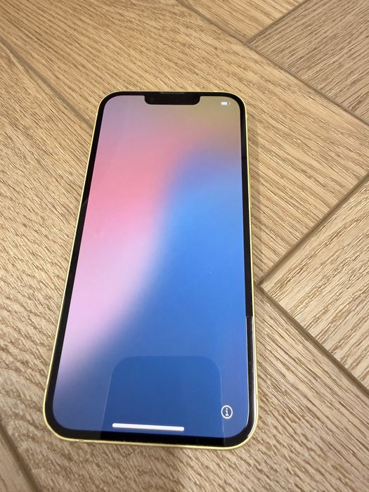 Продам Iphone 14