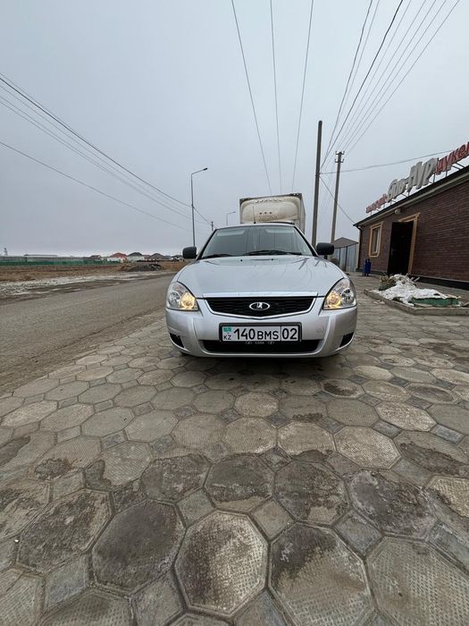 Приора Лада хэтчбек