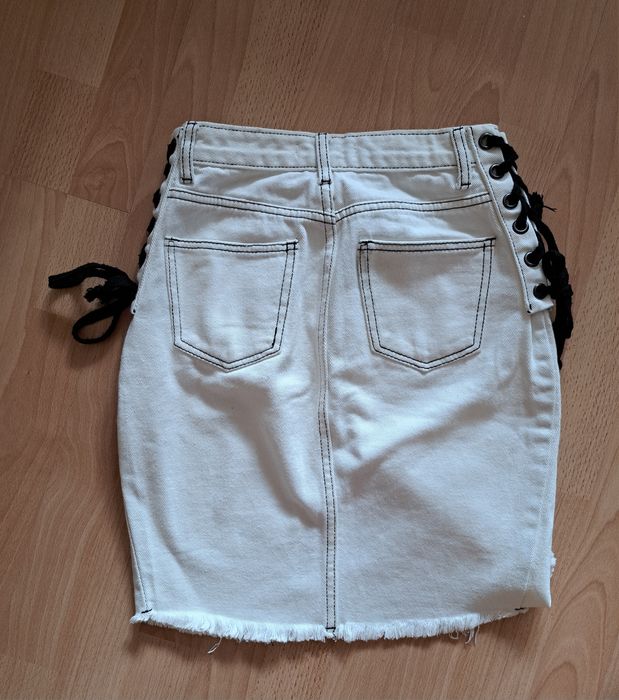 Дамски поли - различни видове