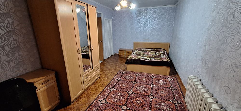 Продается 2-х ком на Бурова 37 /Хозяйка