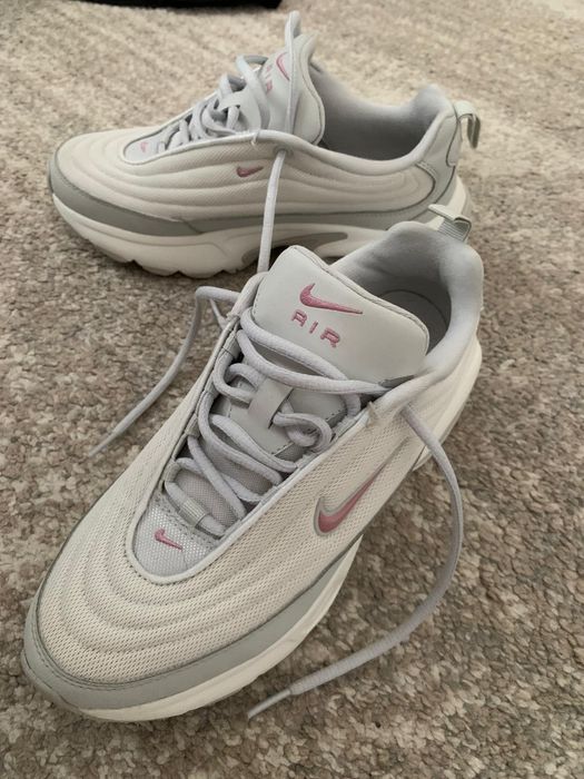 Nike Air Max Bliss - Mărimea 37.5