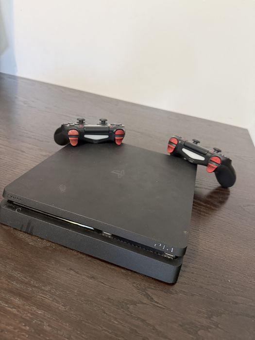 Playstation 4 in stare buna !!!