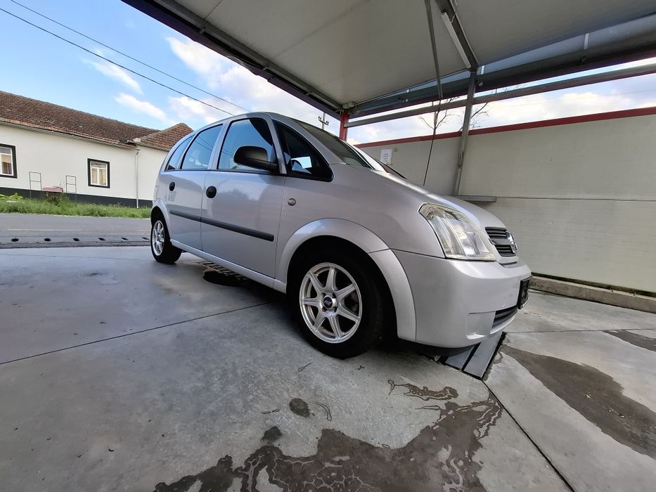 De vanzare OPEL MERIVA