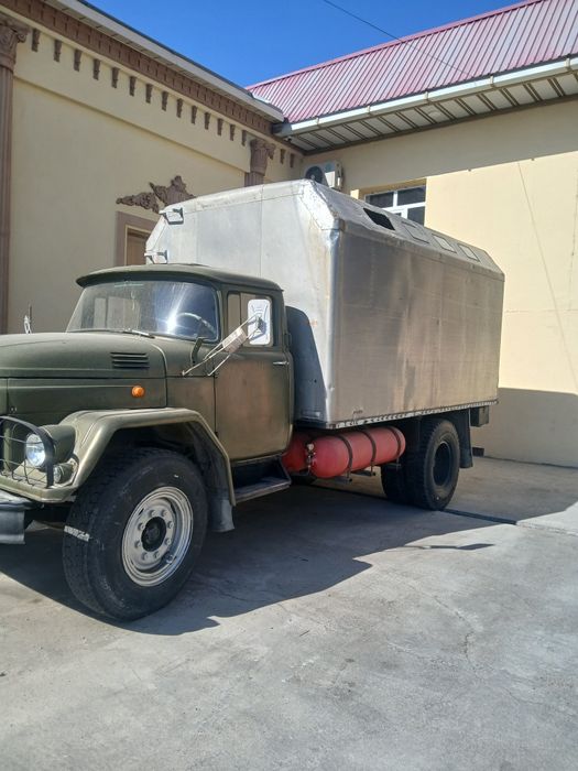 Kamaz zil gaz 66 sotiladi