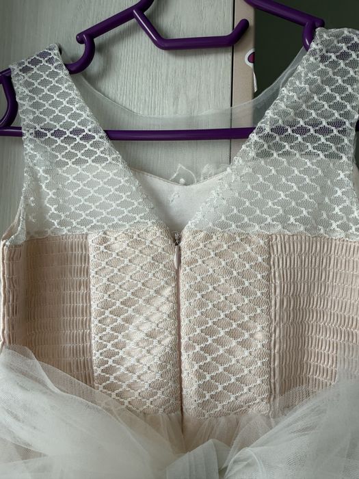 Платье нарядное для девочки