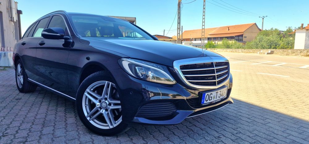 Mercedes C220 cdi-170CP/ Model Avantgarde / Impecabil