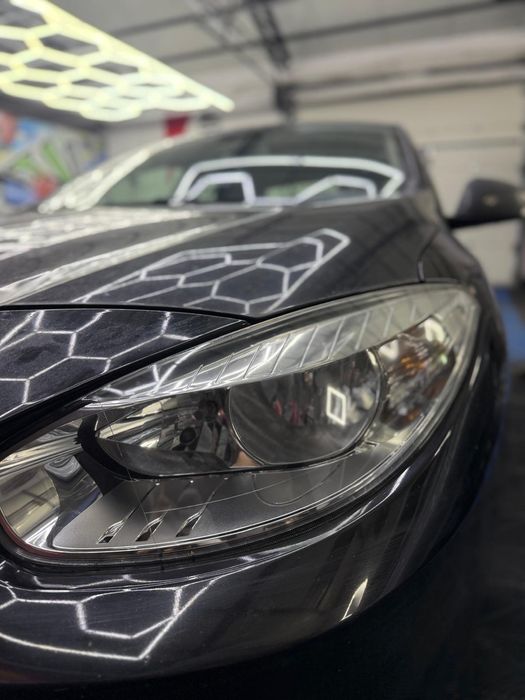 Polish Reconditionare Faruri cu folie de protectie