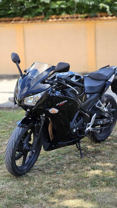 Honda CBR 300 RA