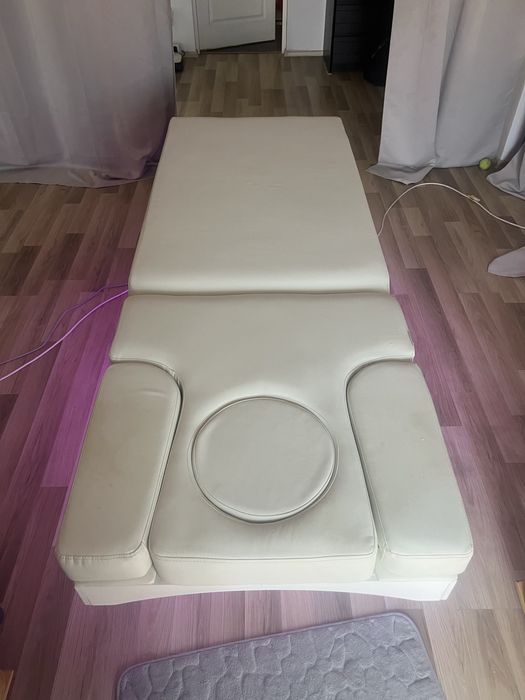 Pat profesional pentru masaj si alte activitati de intretinere corporala.