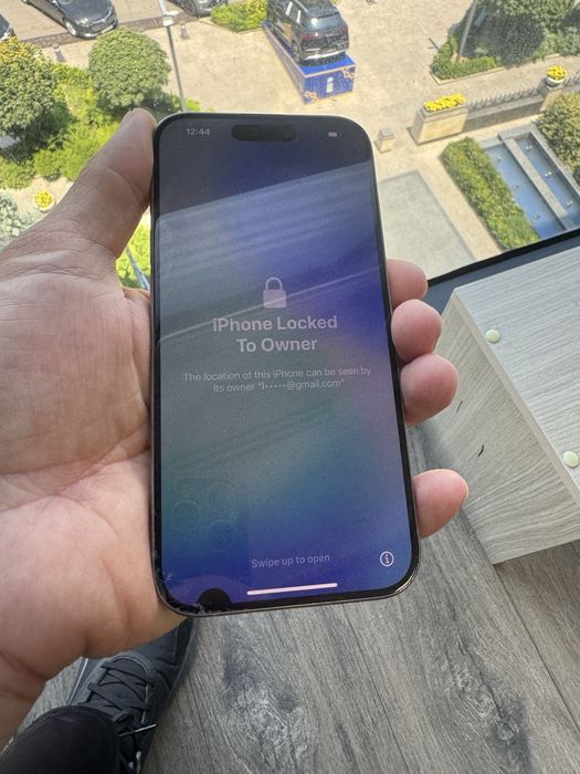 iPhone 15 pro 128gb