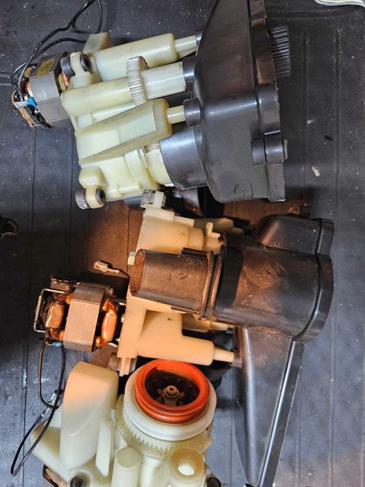 Risnita de cafea espresor Siemens,Bosch,DeLonghi,pompa apa