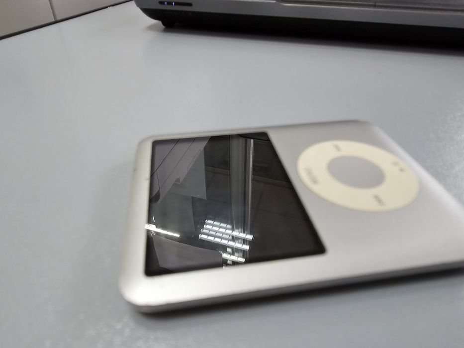 Apple Ipod nano 3gen 4gb silver