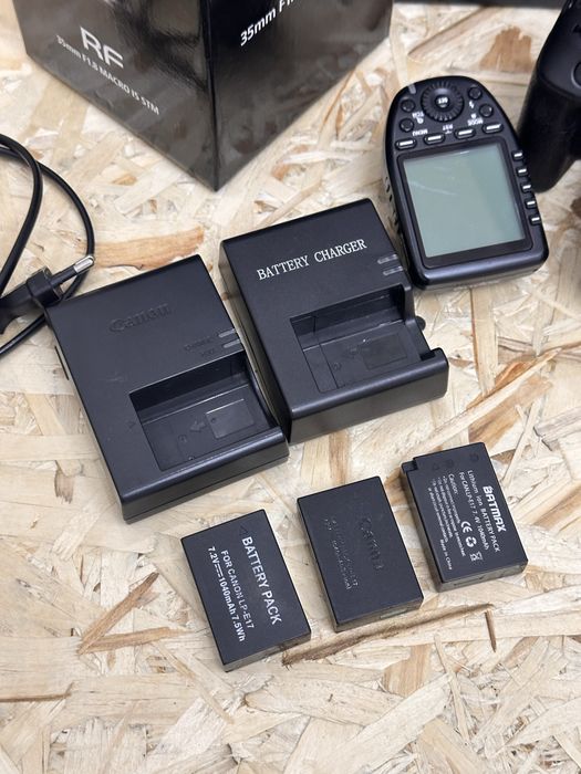Canon eos Rp , canon 35mm , Godox ad 100pro
