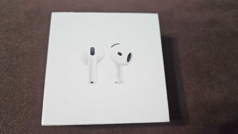 Apple Airpods 4/САЩ/