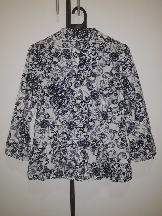 Вталено дамско сако