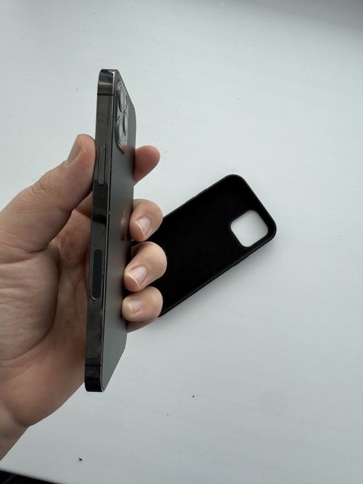 Айфон 12 про 128ГБ все работает