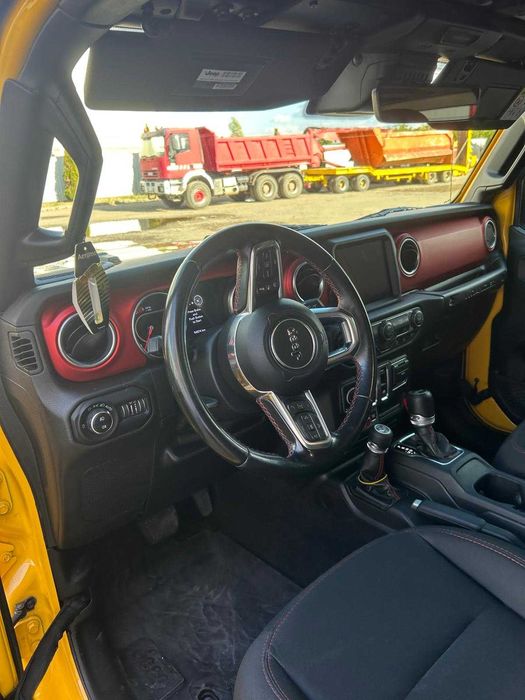 Vând/Schimb Jeep Wrangler Rubicon decapotabil