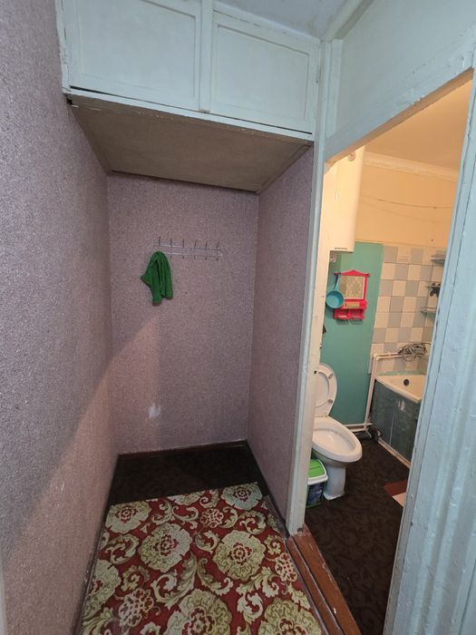 Zudlik bilan frunze massifda 1 xonali kvartira ijaraga beriladi