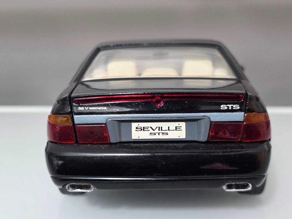 Macheta Auto 1/18 Anson Cadillac Seville STS 1998