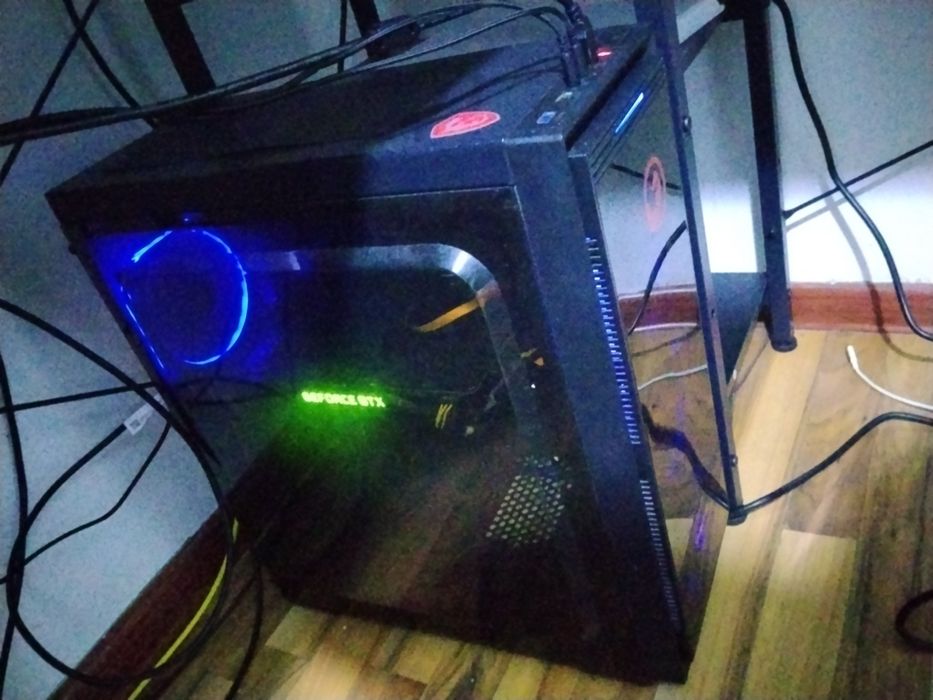 Calculator Gaming Gtx 1080