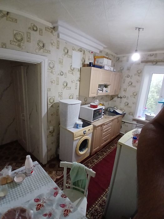 Продам 2 х комнатную
