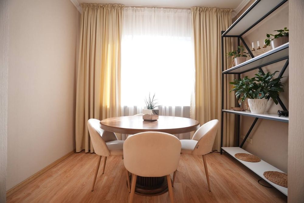 Продается 2х комнатная квартира, ор-р: Улица Бабура, 62м²