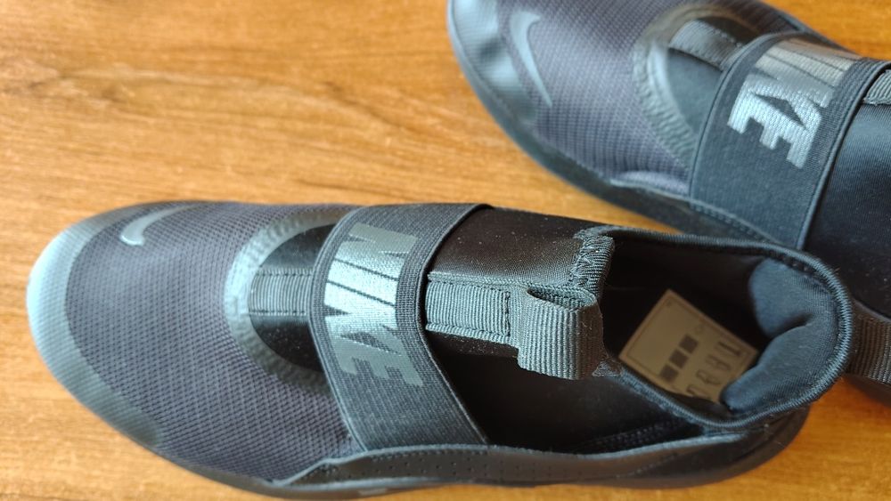 Маратонки Nike чисто нови