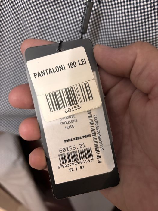 Pantaloni eleganti marimea L