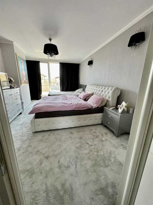 Penthouse duplex exclusivist – 160 mp utili + terasă 200 mp