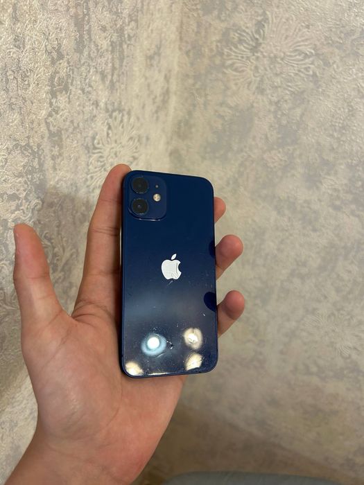 Iphone 12 mini blue