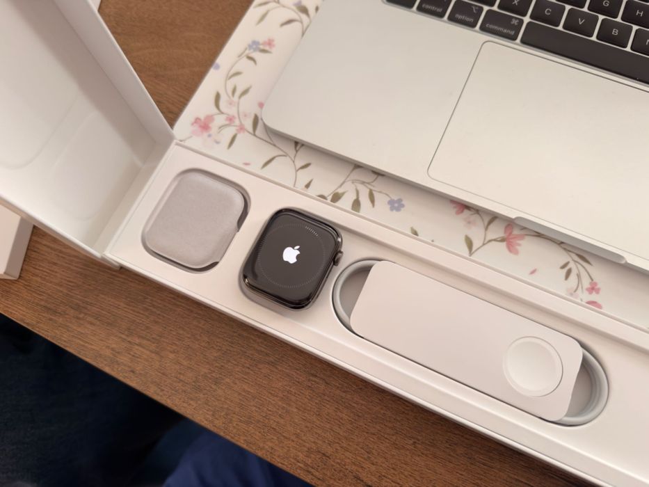 Apple Watch 45MM LTE  Гаранция 2028Г Stainless Steel