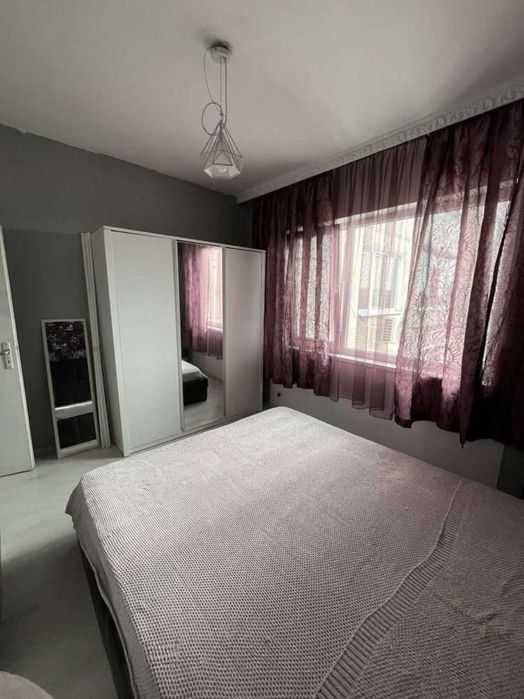 Двустаен апартамент в кв. Христо Смирненски