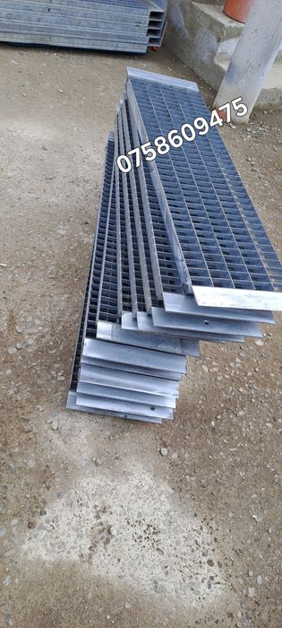 Trepte-grilaje zincate 130x24