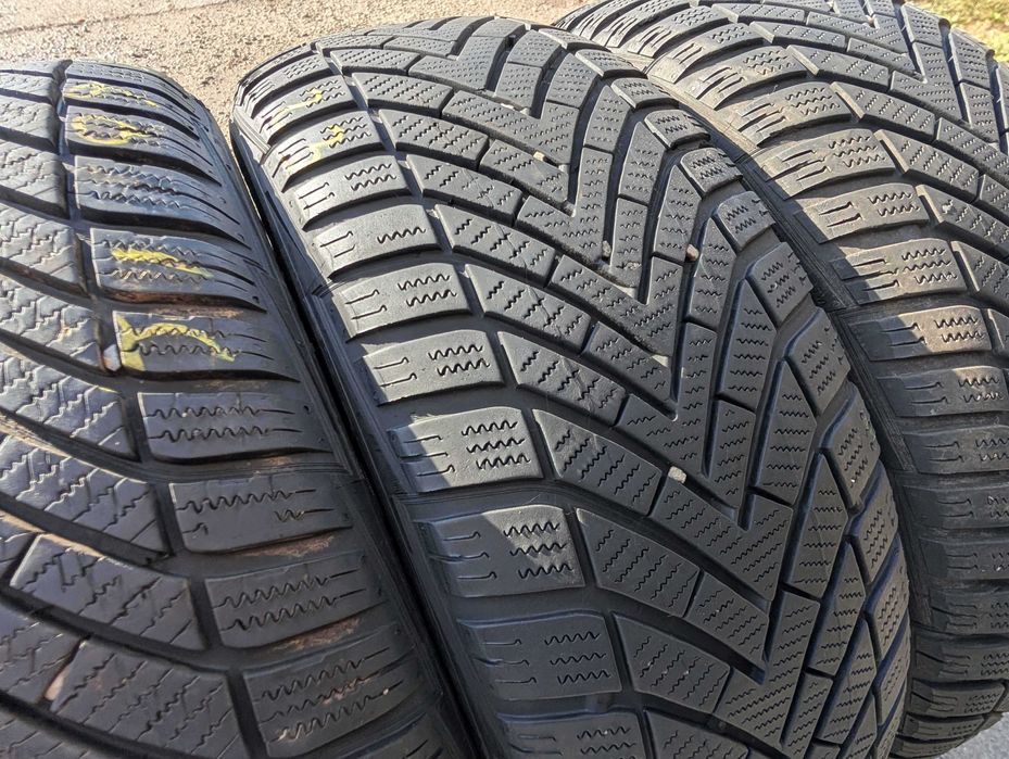 SET 2 Anvelope Iarna 205/60 R16 VREDESTEIN M+S ras