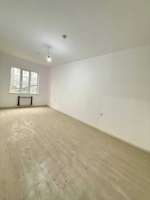 Srochno sotiladi! 2 xonali kvartira, Sergeli Yangi Darxon, 61 m²