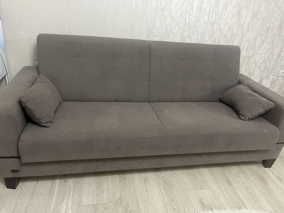 Диван, кровать, стол